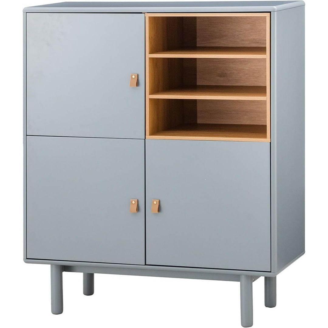 Das Sideboard zeigt sich in Grau und Naturbraun