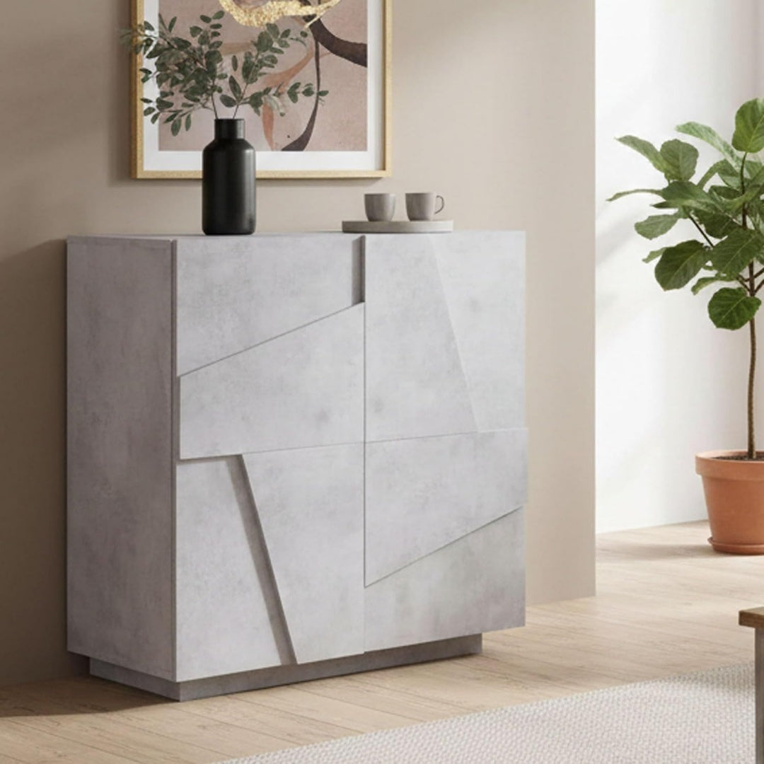 Sideboard mit den Massen 81 x 44 x 86 cm