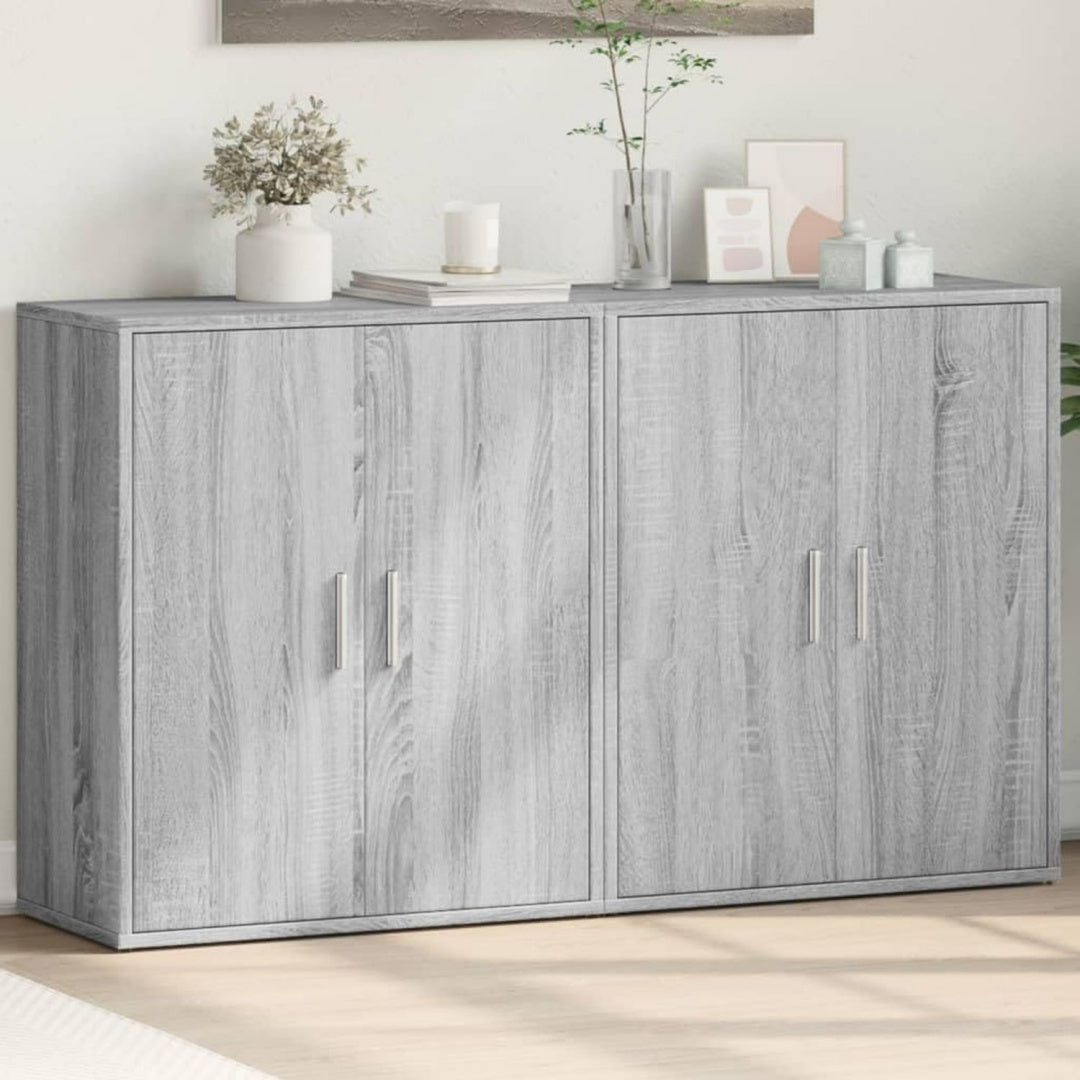 Das Sideboard misst 60 x 31 x 70 cm in Eichenbraun und Grau